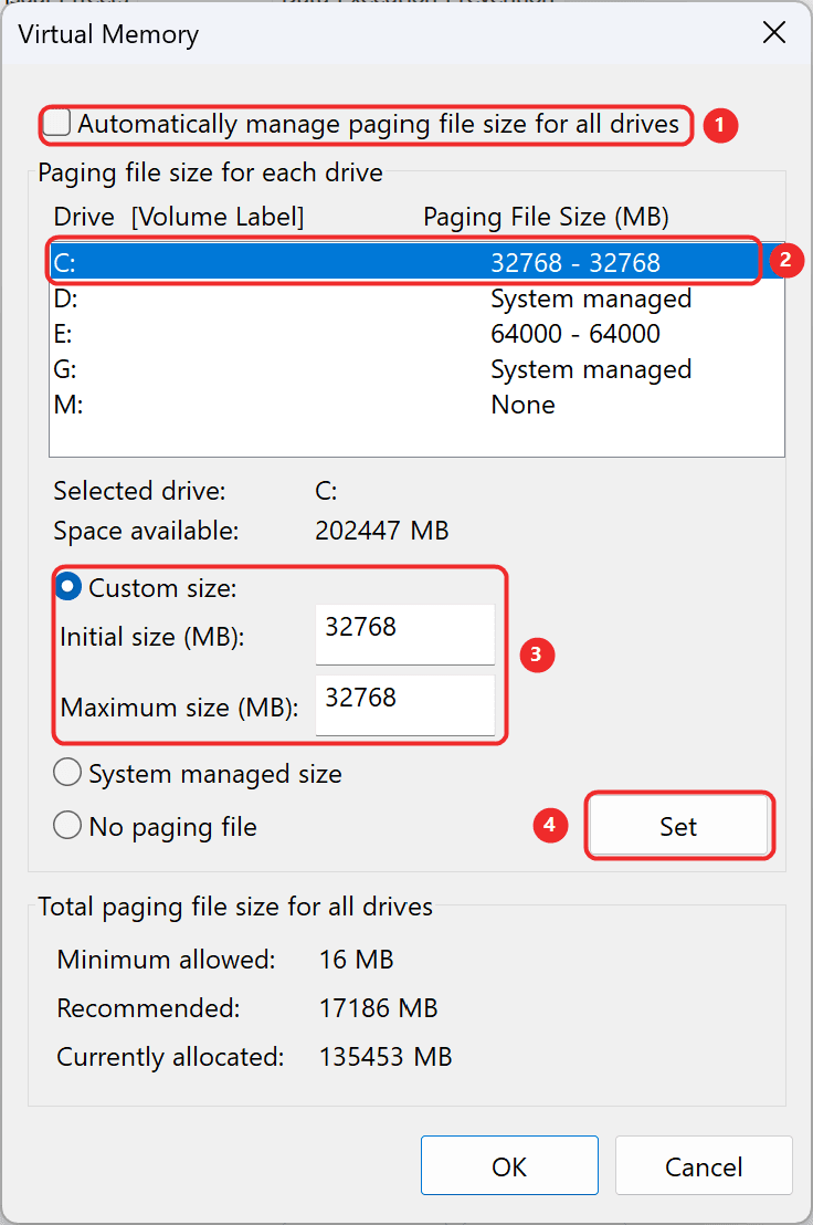 The Virtual Memory window, with the automatic-management tick box, the drive list, the custom size fields and the Set button marked in order